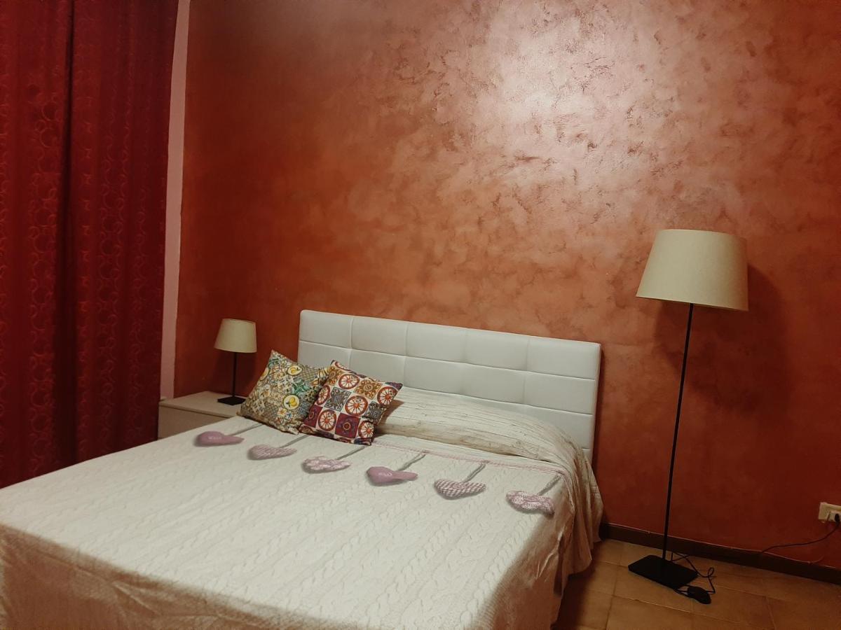 San Nicolo House Bed and Breakfast Aci Catena Buitenkant foto