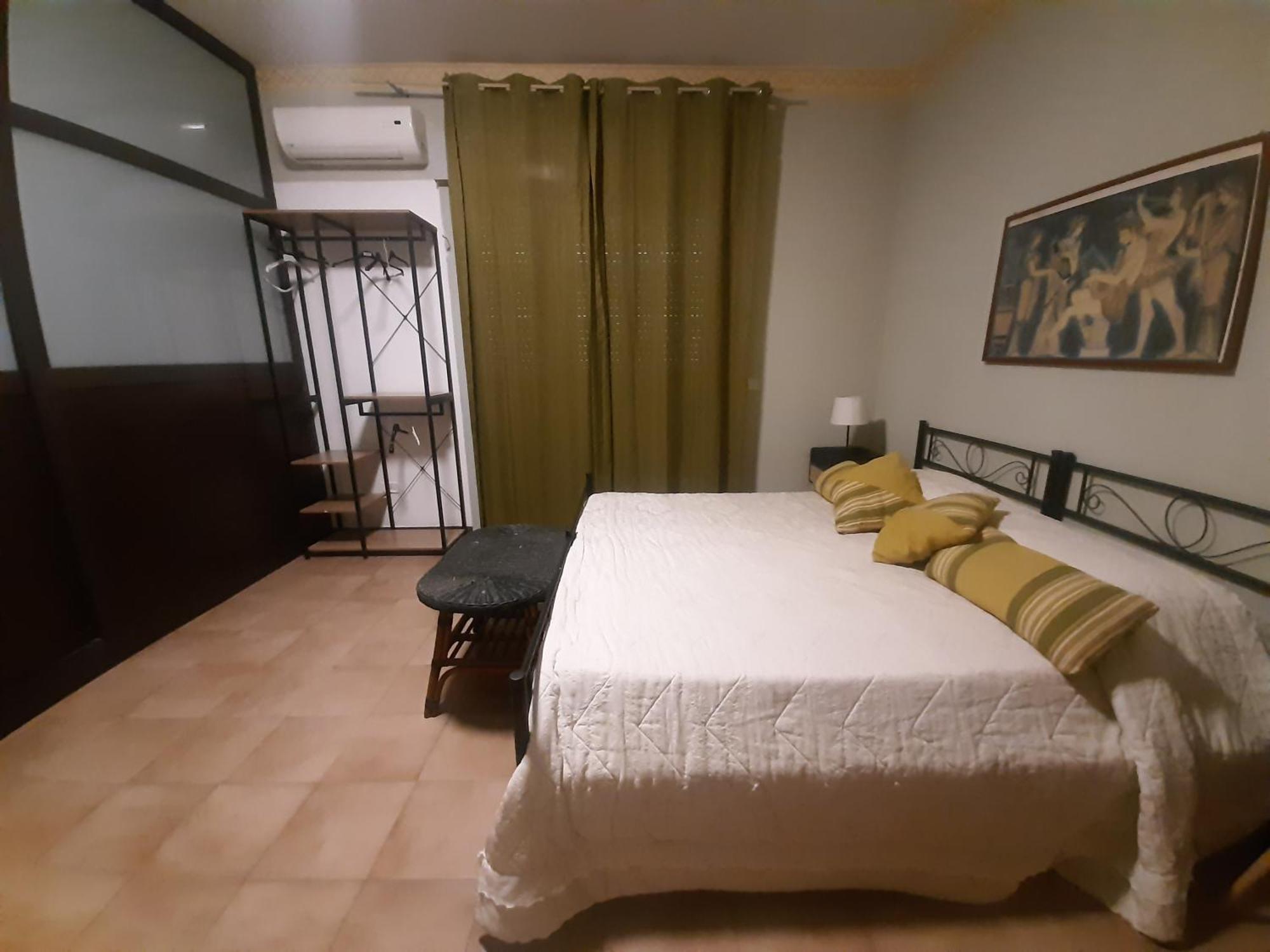 San Nicolo House Bed and Breakfast Aci Catena Buitenkant foto